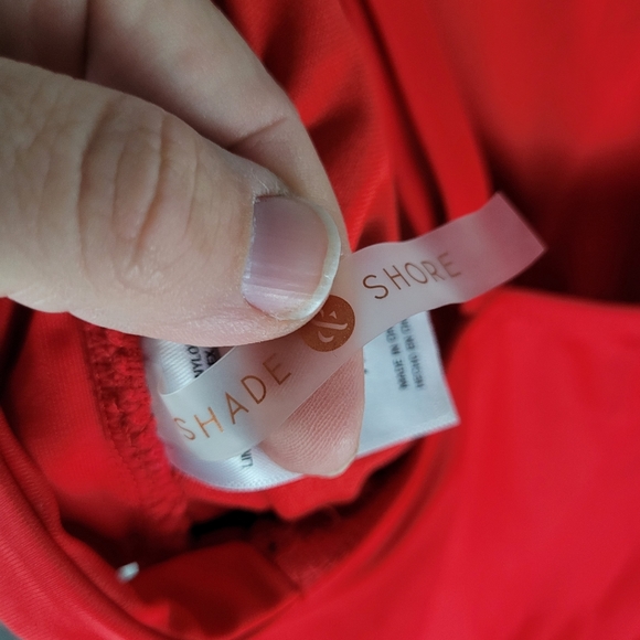 SHADE & SHORE | cutout shelf bra one piece swim bathing suit - Picture 5 of 6